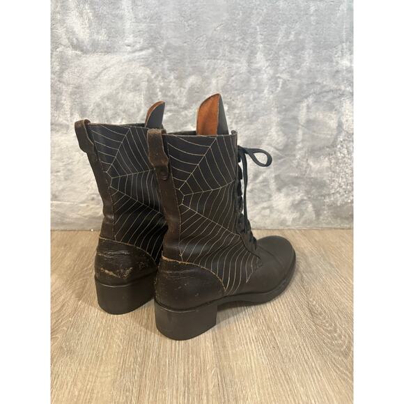 Vintage Black Leather Boots Embroidered Spider Webs 9 Combat Granny Goth Y2K - Picture 3 of 7